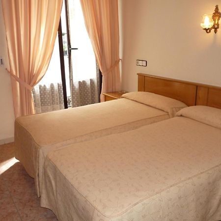 Hostal Fernandez مدريد المظهر الخارجي الصورة