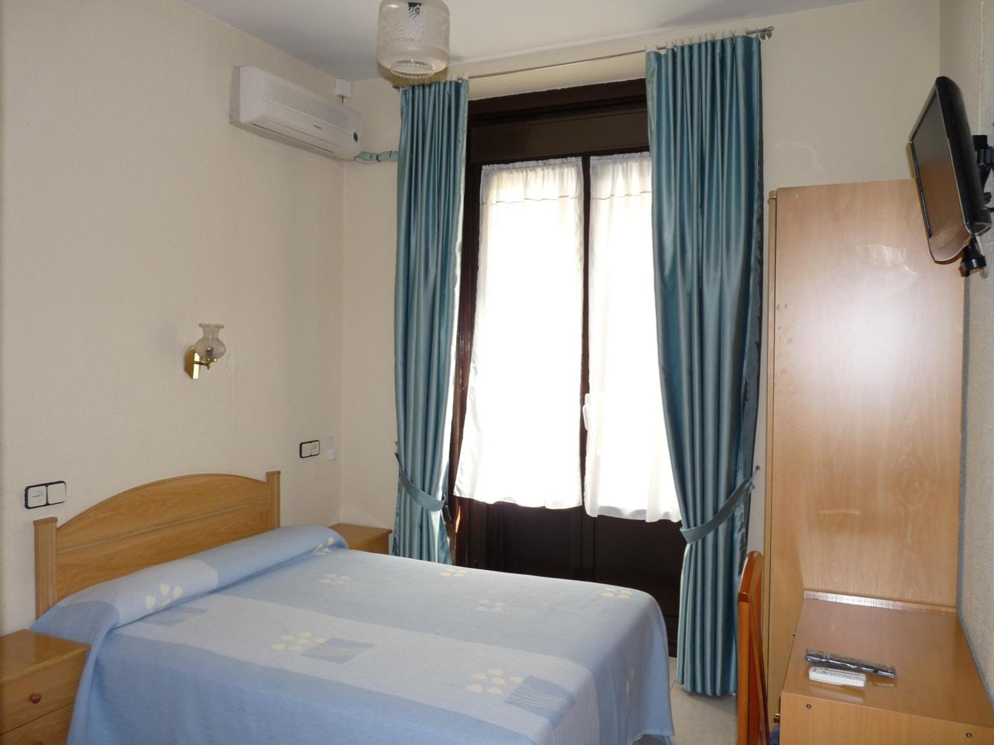Hostal Fernandez مدريد المظهر الخارجي الصورة
